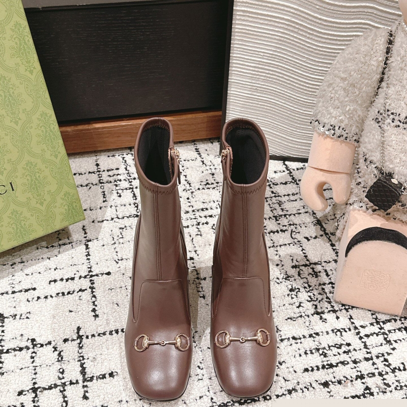G*u*i boots